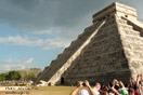 Pyramide à l'équinoxe du printemps, Mexique