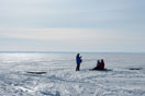 Pique-nique hivernal au Lac–Saint-Jean, Pointe-Taillon, Québec<br />Photo : Daniel Larouche
